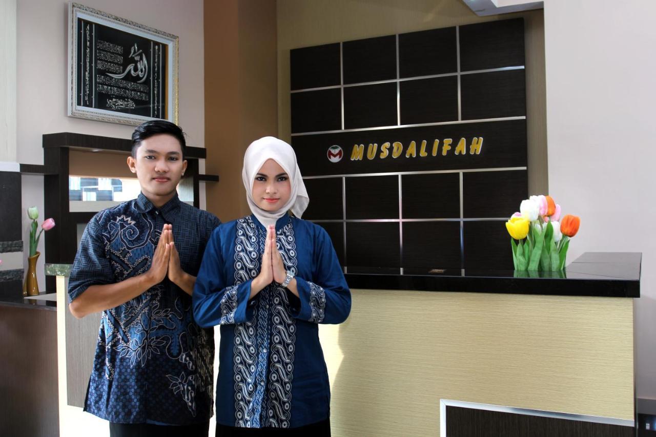 Musdalifah Hotel Sumenep Exteriör bild